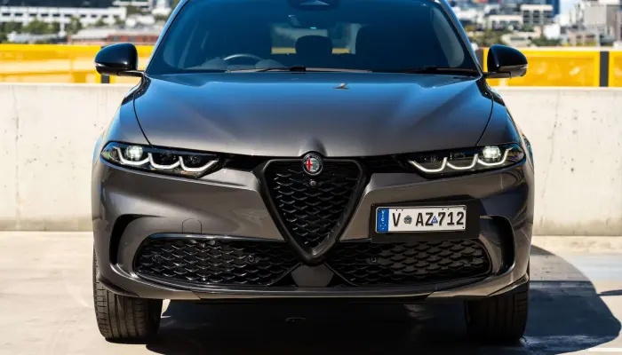 Огляд гібридного Alfa Romeo Tonale 2024