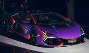 Lamborghini showed a unique Huracan