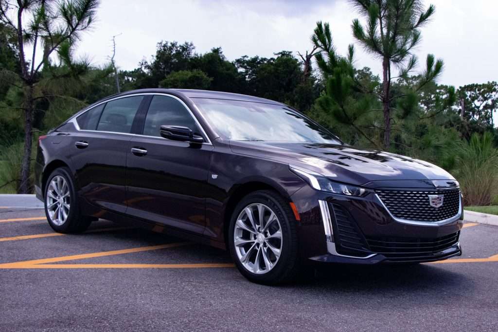Cadillac CT5 2024 side view